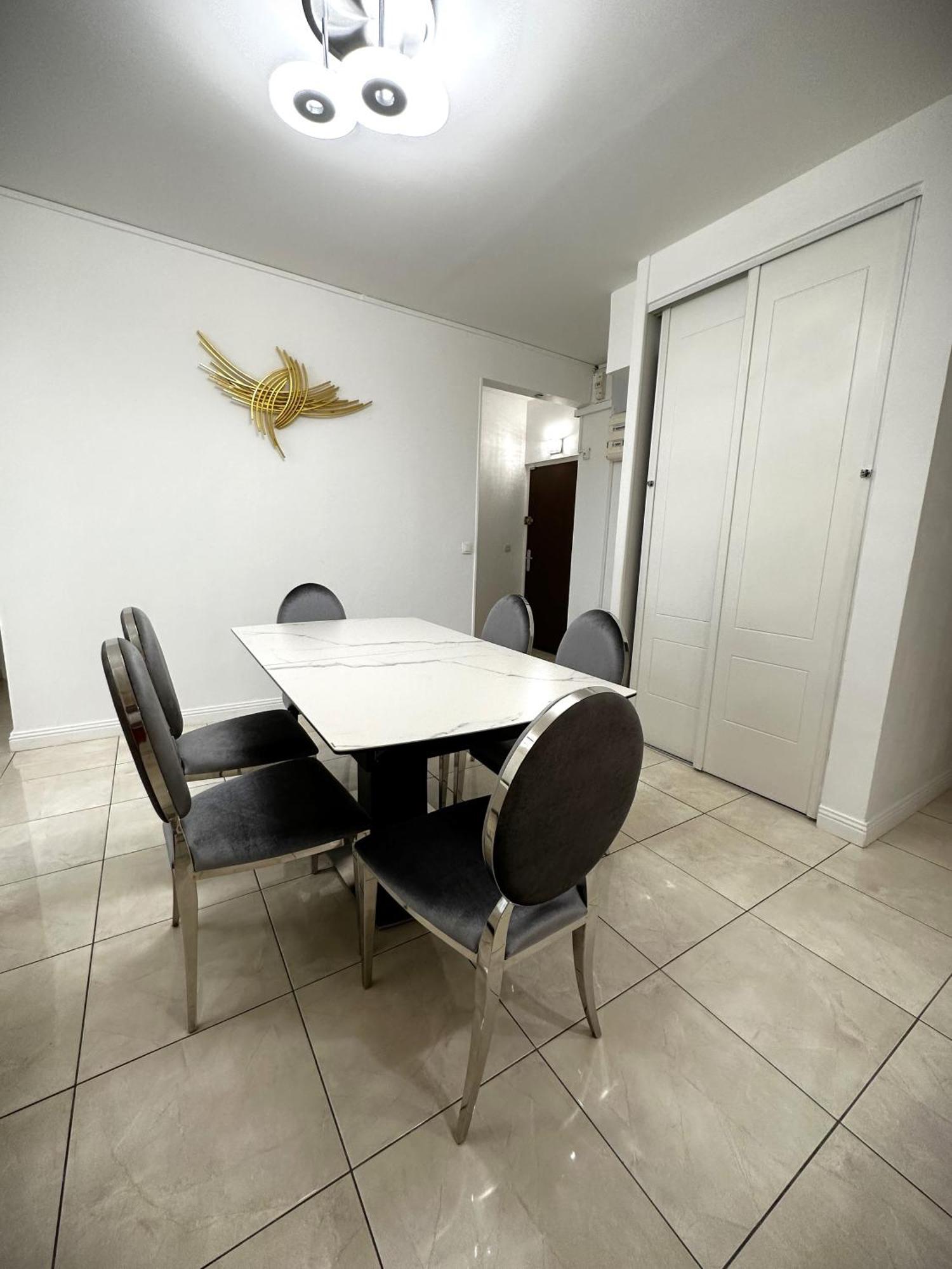 Apartmán Arena Center Town Remeš Exteriér fotografie
