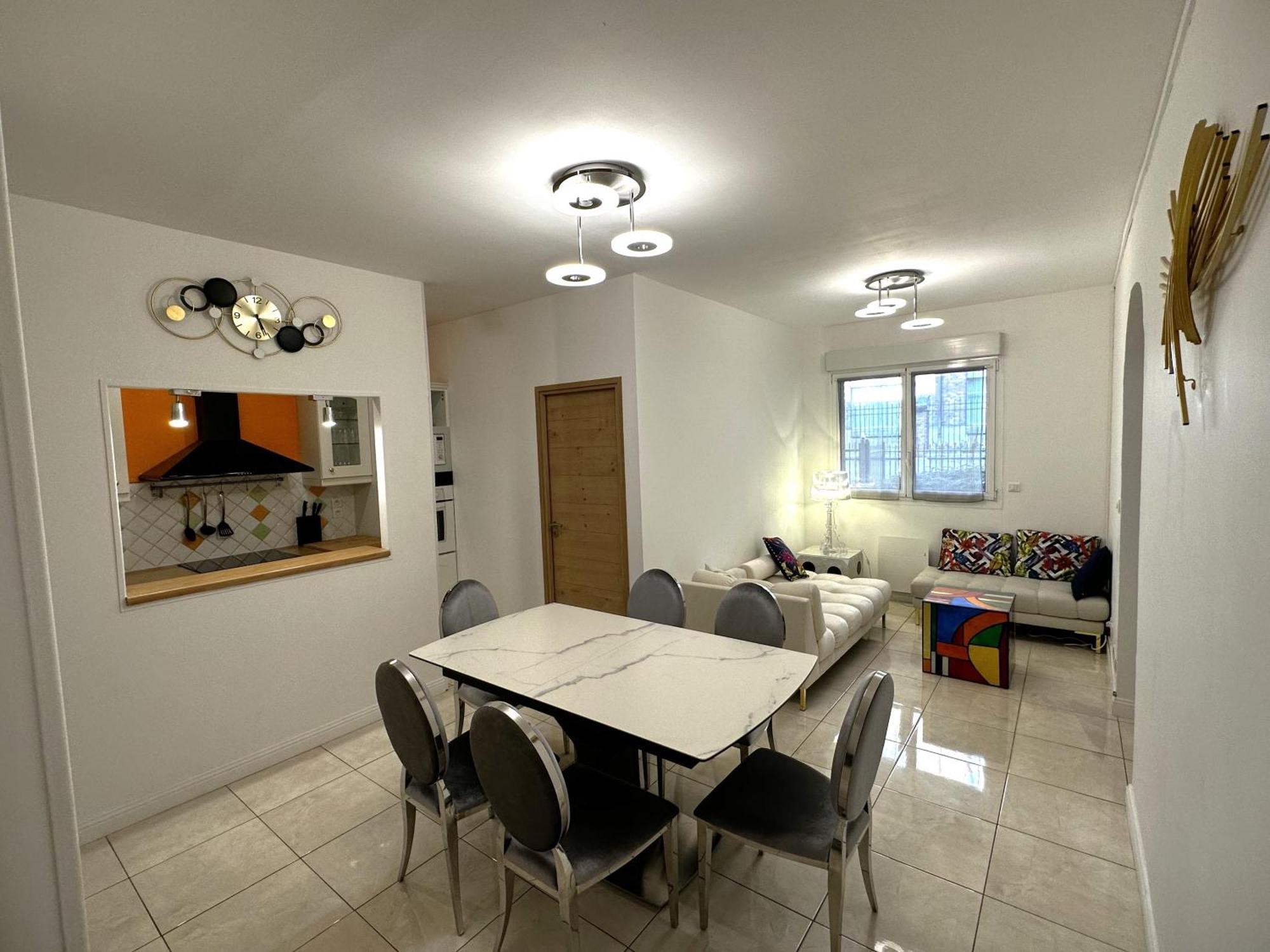 Apartmán Arena Center Town Remeš Exteriér fotografie